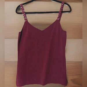 OUE PER OUE size L camisole knit V neck beautiful burgundy color sequin accents